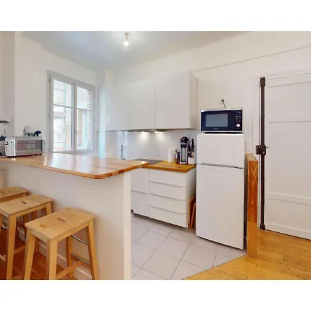 Joivy Inviting Flat Near The Eiffel Tower