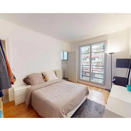 Joivy Inviting Flat Near The Eiffel Tower Париж